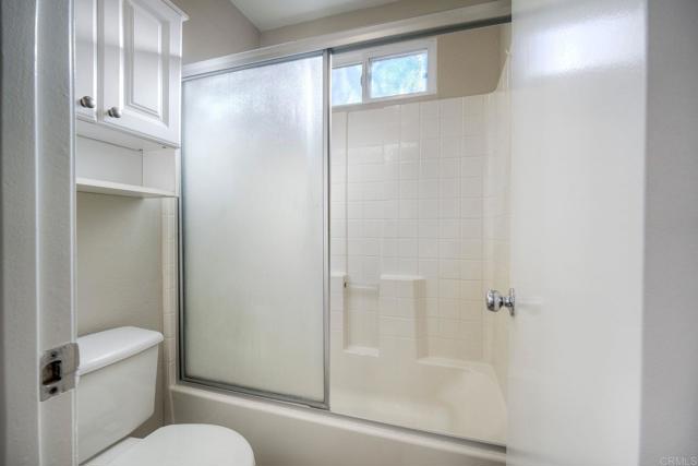 Detail Gallery Image 9 of 35 For 6064 Paseo Acampo, Carlsbad,  CA 92009 - 3 Beds | 2 Baths