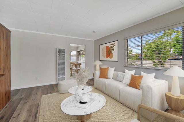 834 Oaklawn Ave A&B, Chula Vista CA: https://media.crmls.org/mediaz/794cd71f-1762-4c0d-a809-89d683ebe846.jpg