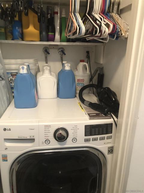 5217 Mount Alifan Dr, San Diego CA: https://media.crmls.org/mediaz/794e8324-8c72-4ff6-a4dd-08f78c105289.jpg