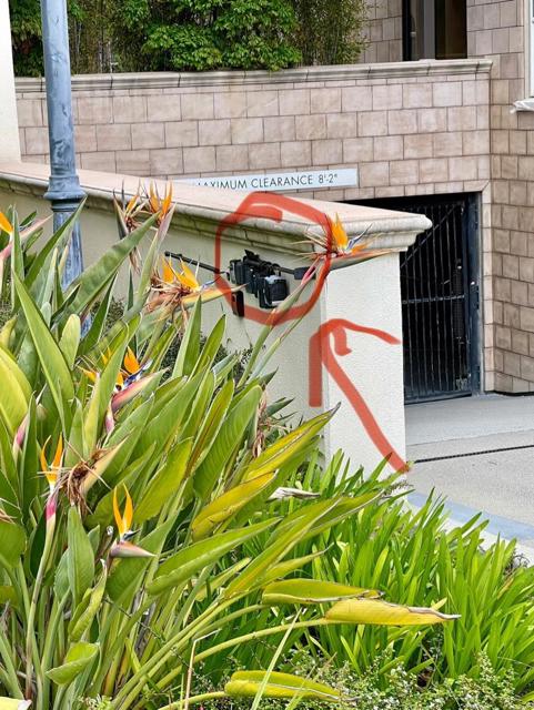 88 S Broadway, Millbrae CA: https://media.crmls.org/mediaz/794ec0dd-8b2b-47e5-aef7-96b66931feb6.jpg