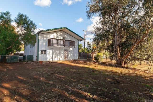 10546 VALLE VISTA RD, Lakeside CA: https://media.crmls.org/mediaz/794ee76f-103d-4a76-a199-5f34055fd497.jpg