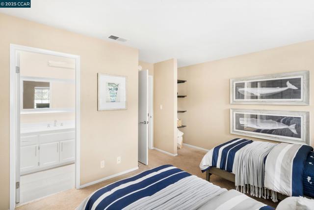 1354 Walden Rd, Walnut Creek CA: https://media.crmls.org/mediaz/79505110-8546-4254-94d5-8c14a254b97e.jpg