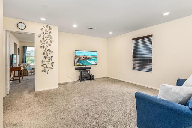 2910 Lucia Jade Loop, San Diego CA: https://media.crmls.org/mediaz/79519500-d883-4ddb-ac53-a3145198d327.jpg