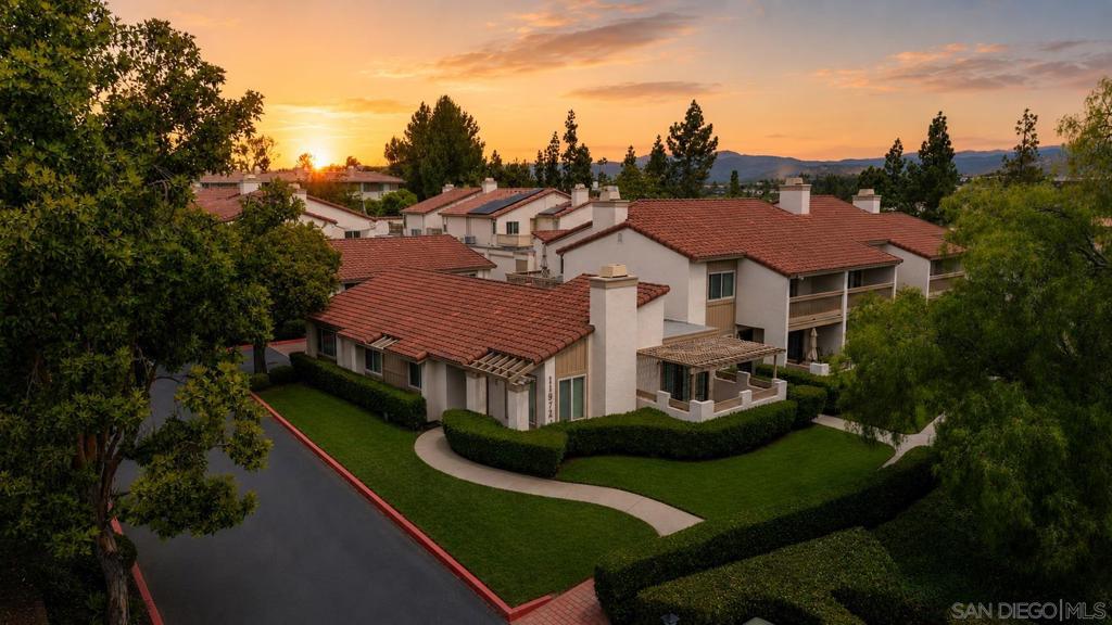 11872 Bernardo Terrace