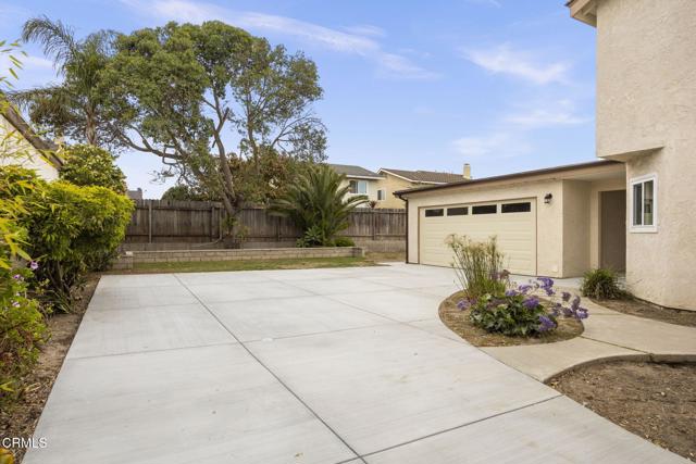 Detail Gallery Image 33 of 37 For 1714 Lookout Dr, Oxnard,  CA 93035 - 4 Beds | 2 Baths