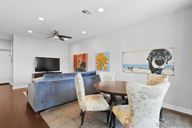 8624 Sage Shadow Drive, Lakeside CA: https://media.crmls.org/mediaz/7953687e-885a-43b4-99fb-9883a536a458.jpg