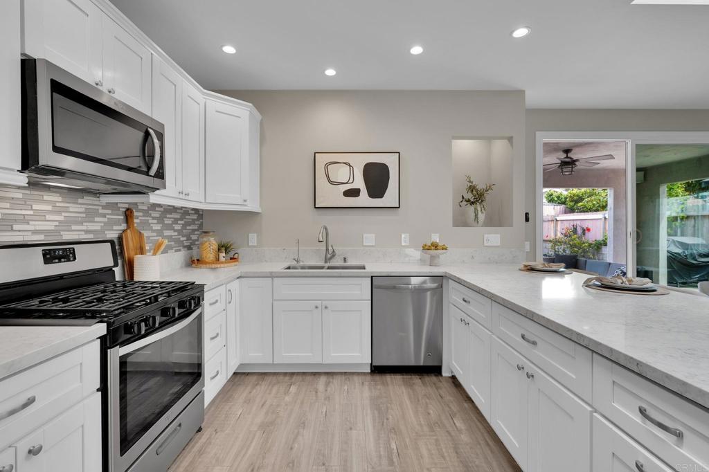 10483 Glenellen Avenue - photo 12