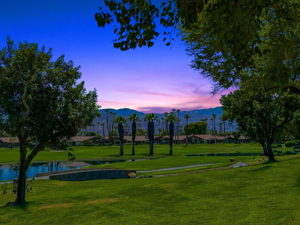 https://media.crmls.org/mediaz/79569055-9683-4e6d-8d3a-7740d30b400b.jpg?preset=X-Large