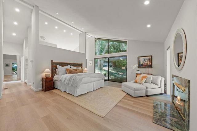 28140 Story Hill Lane, Los Altos Hills CA: https://media.crmls.org/mediaz/7956e440-f8ba-43a0-a95b-b389555c9f6b.jpg
