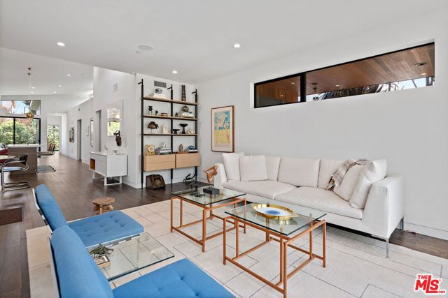 4276 Campbell Drive, Los Angeles CA: https://media.crmls.org/mediaz/795794e0-3b75-4e88-b076-80afa2d069b1.jpg
