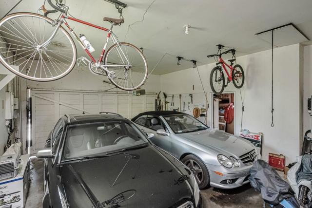 280 Uplands Drive, Hillsborough CA: https://media.crmls.org/mediaz/79596545-ae3f-419d-b1d1-d5f3d8bccc5e.jpg