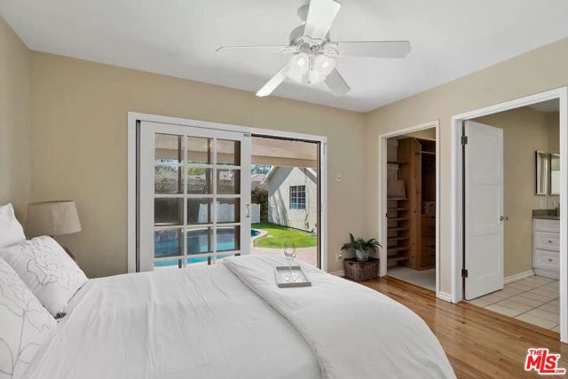 14024 Peach Grove Street, Sherman Oaks CA: https://media.crmls.org/mediaz/7959b449-aae5-4d7f-a618-535b35424a86.jpg