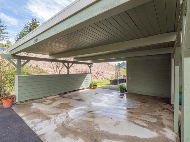 1584 Tindall Ranch Road, Corralitos CA: https://media.crmls.org/mediaz/795ba379-7964-47f2-b577-162c0e160d6f.jpg