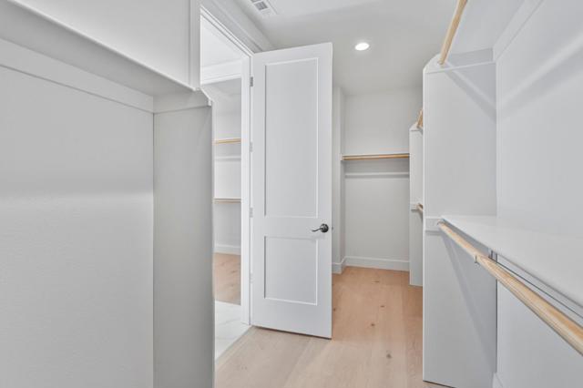 Image 35 of 65 For 8014 Kingbird Ct
