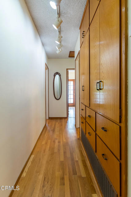 Detail Gallery Image 38 of 71 For 1364 Journey's End Dr, La Canada Flintridge,  CA 91011 - 3 Beds | 2 Baths