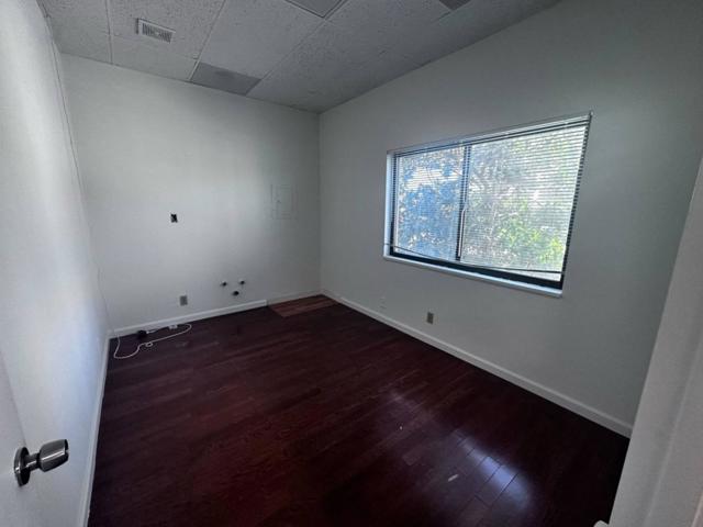 Image 22 of 24 For 998 El Camino Real
