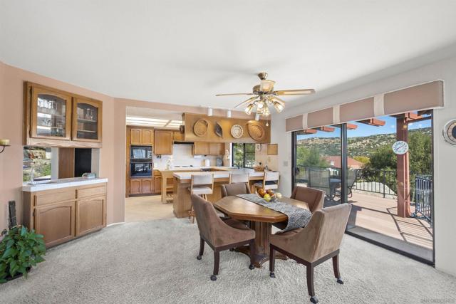 15519 Calistoga Dr., Ramona CA: https://media.crmls.org/mediaz/795df971-66af-4b42-8a6e-0af2d844999e.jpg