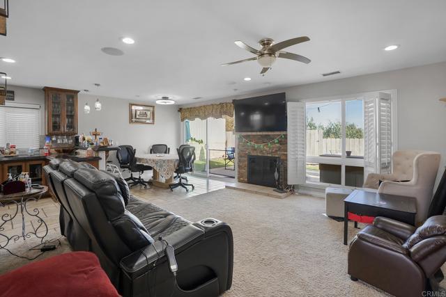 1234 El Mio Drive, El Cajon CA: https://media.crmls.org/mediaz/795e6e5a-ad1a-491d-80a3-b1918d009d98.jpg