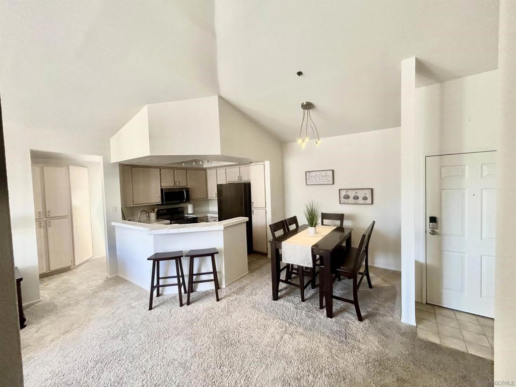 640 Camino De La Reina - photo 11