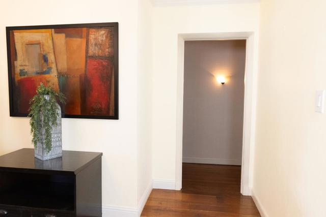 1541 Maple Street, San Mateo CA: https://media.crmls.org/mediaz/795eb353-c979-4bd6-9d3d-8bbcd27a82a2.jpg