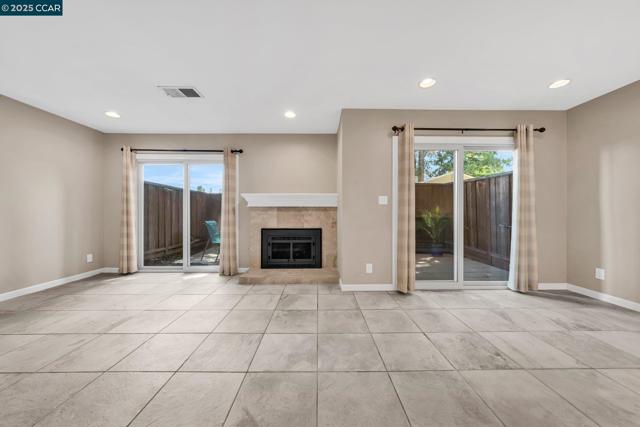 1081 San Ramon Valley Blvd, Danville CA: https://media.crmls.org/mediaz/795f01eb-5f98-4b6a-9b70-aa971d0583b5.jpg