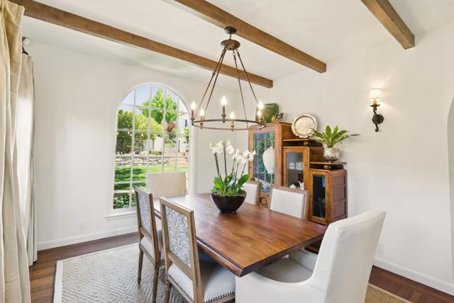 540 Parrott Drive, San Mateo CA: https://media.crmls.org/mediaz/795f6c04-5999-4746-b39c-763601582a30.jpg