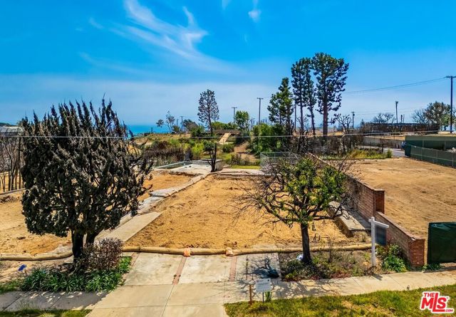 Drew Fenton | 424 Lombard Avenue Pacific Palisades CA | MLS: 7334946