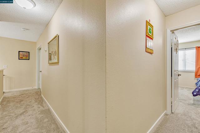 4301 Beechnut Ln, Oakley CA: https://media.crmls.org/mediaz/79613bd9-a35f-4c72-af08-6c9b8d7708c3.jpg