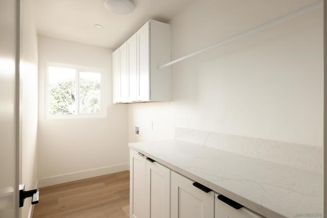 1776 Archer St, San Diego CA: https://media.crmls.org/mediaz/7961b482-be8d-4763-8b74-6ccc3e89c233.jpg
