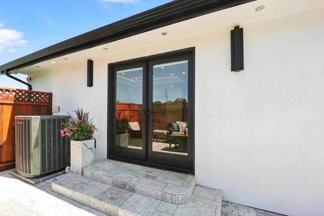 2154 Briarwood Drive, Santa Clara CA: https://media.crmls.org/mediaz/7962005a-834a-44c3-a83a-2d7b4bdbaae2.jpg