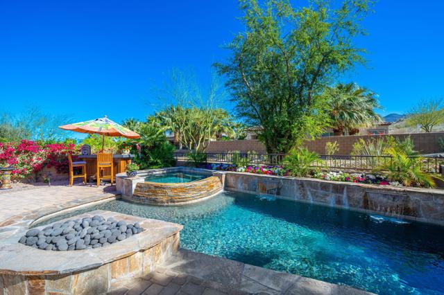 81139 Laguna Court, La Quinta CA: https://media.crmls.org/mediaz/796463e7-08a8-4714-b3f5-596838a79b8a.jpg