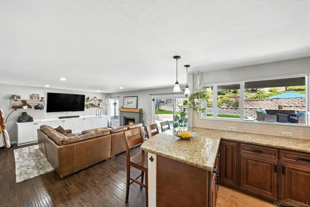 13445 Appalachian Way, San Diego CA: https://media.crmls.org/mediaz/7966f20e-d21f-4252-afb7-144bfef006ed.jpg