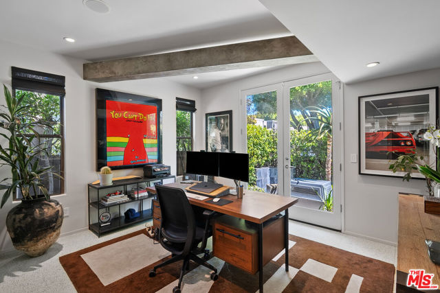 8735 Dorrington Avenue, West Hollywood CA: https://media.crmls.org/mediaz/79676d9b-f12b-4df9-be95-44732d278441.jpg