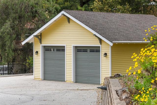 18101 Idylwild Road, Los Gatos CA: https://media.crmls.org/mediaz/7968051f-54a9-47cc-a769-15a365264da3.jpg