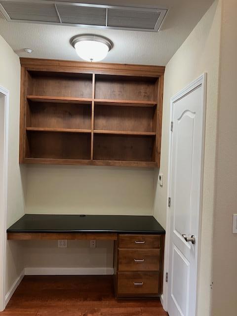 5132 El Camino Avenue, Carmichael CA: https://media.crmls.org/mediaz/79691dd7-4912-4b6a-be14-d73f3c05665c.jpg