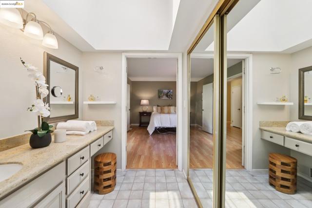 2353 Benham Ct, Walnut Creek CA: https://media.crmls.org/mediaz/7969f0d1-a559-4f87-8033-20c8dcd173df.jpg