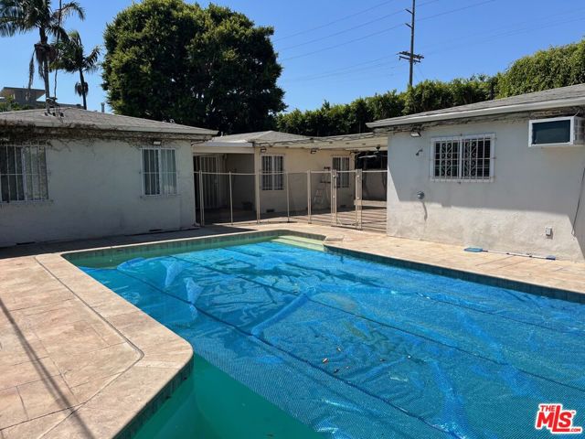 8927 Sawyer Street, Los Angeles, California 90035, 3 Bedrooms Bedrooms, ,2 BathroomsBathrooms,Single Family Residence,For Sale,Sawyer,24432793