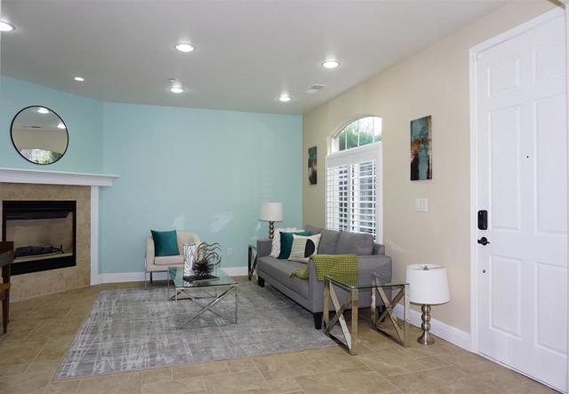 7950 English Oak Circle, Gilroy CA: https://media.crmls.org/mediaz/796b36f5-6f16-433d-a6ba-8be59e04c4c1.jpg