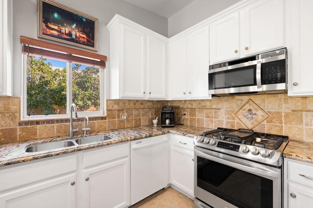 MLS #219137452DA image #16