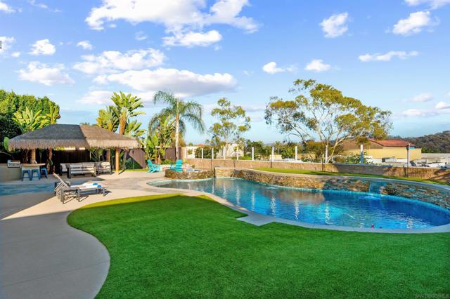 1833 Magnolia Court, California 92054, 5 Bedrooms Bedrooms, ,3 BathroomsBathrooms,Single Family Residence,For Sale,Magnolia Court,250039306SD