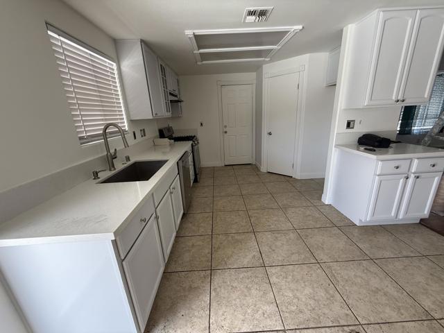 67855 Paletero Road, Cathedral City CA: https://media.crmls.org/mediaz/796d46d7-e43e-4568-b6f6-be964490c985.jpg