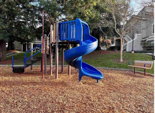 2712 Buena View Court, San Jose CA: https://media.crmls.org/mediaz/796f4cfd-ef03-44ba-ad0b-80f9acaa903d.jpg