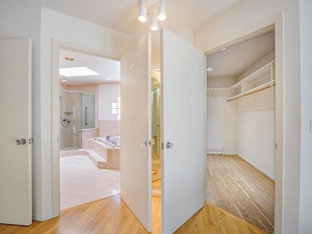 739 Quartz Street, Redwood City CA: https://media.crmls.org/mediaz/79724657-f420-4b5d-a5dd-a4629b91619d.jpg