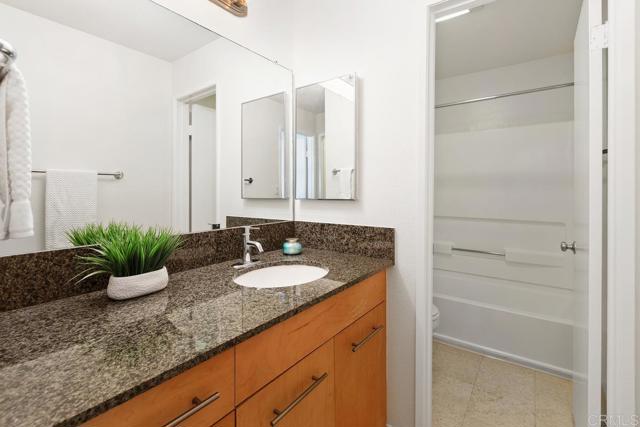 Detail Gallery Image 24 of 53 For 7565 Charmant Dr #512,  San Diego,  CA 92122 - 2 Beds | 2 Baths