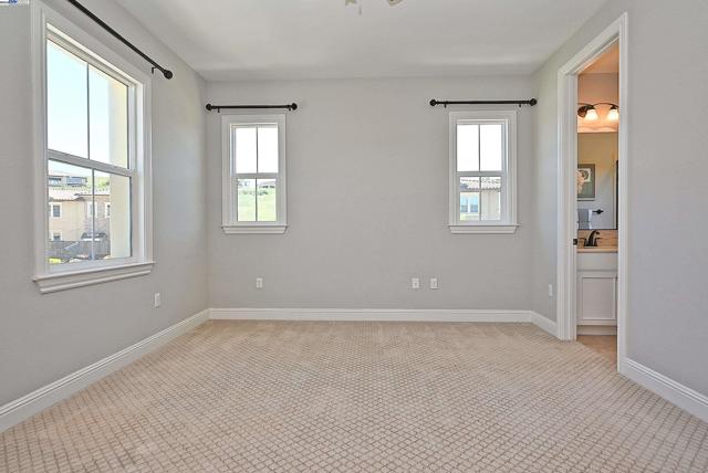 3009 Drysdale St, Danville CA: https://media.crmls.org/mediaz/79739d3e-829a-4104-8768-c99c14cc6f2f.jpg