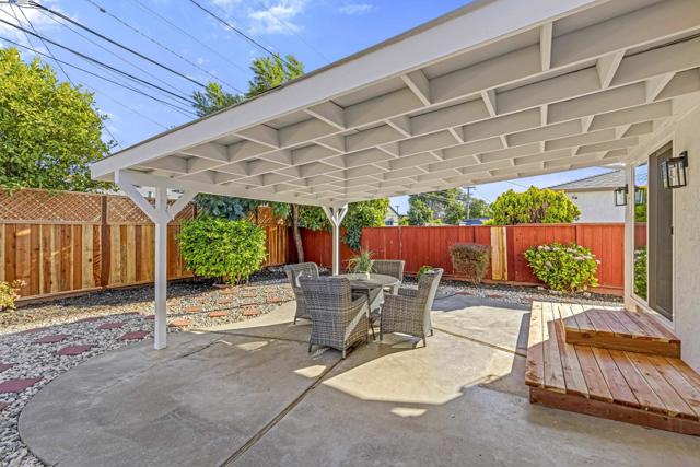 4564 Piper St, Fremont CA: https://media.crmls.org/mediaz/7973a79e-2af3-41e3-9500-8bb01c7b7076.jpg