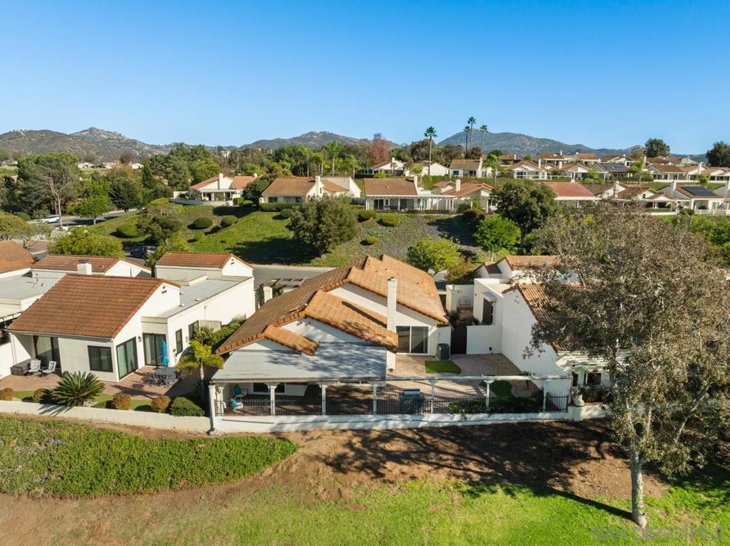 MLS #250043303SD image #39