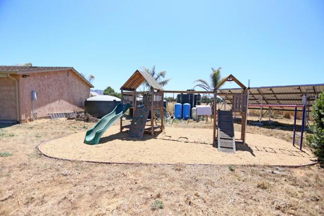 2736 Ferguson Road, Gilroy CA: https://media.crmls.org/mediaz/7974fa79-1a0a-4274-a1e6-e29c30801332.jpg