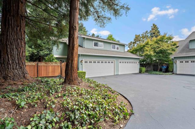 987 Lane Avenue, Mountain View CA: https://media.crmls.org/mediaz/79752303-1b7b-4a0b-b2ba-f212729df962.jpg