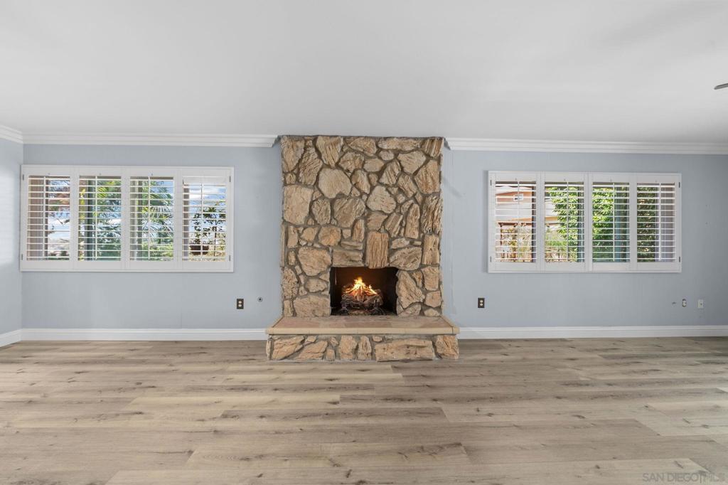 MLS #250041337SD image #29